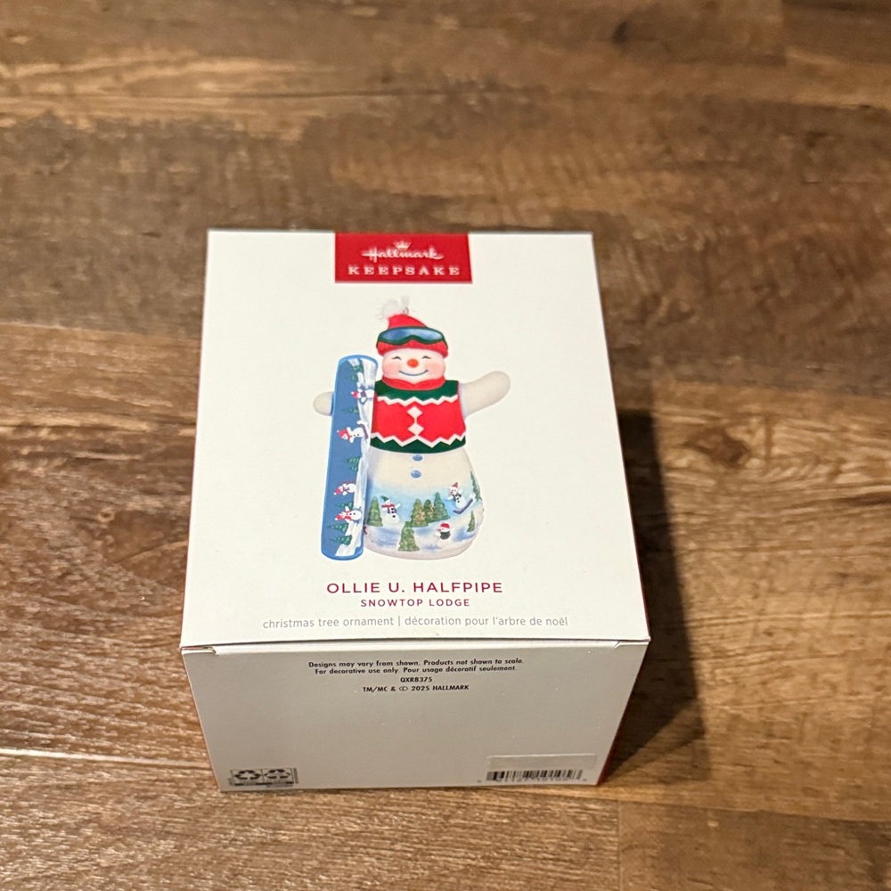 Hallmark Keepsake Snowtop Lodge Snowman with Blue Snowboard